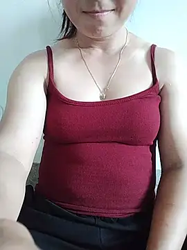 Snapshot of diana_jj chatting on 06/25/26, 05:45 diana jj online show from 06/25/26, 05:45