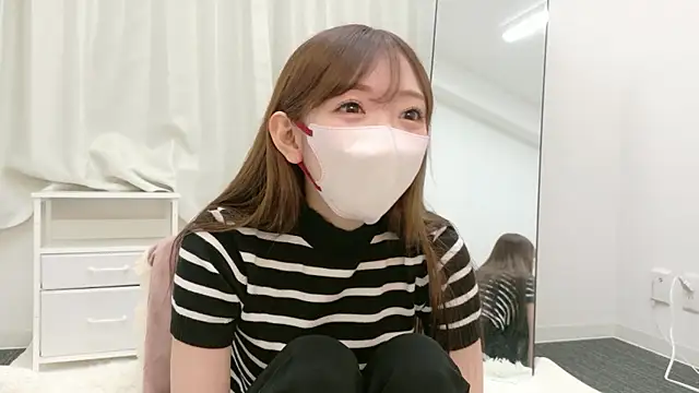 Snapshot of miuchan_v chatting on 07/02/26, 09:37 miuchan v online show from 07/02/26, 09:37