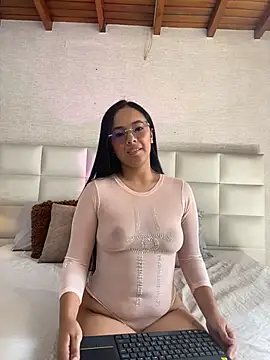 MilaSantanna online show from 06/27/26, 07:30