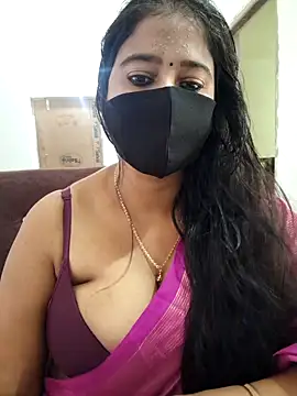 NISHA -BABY online show from 07/07/26, 09:02