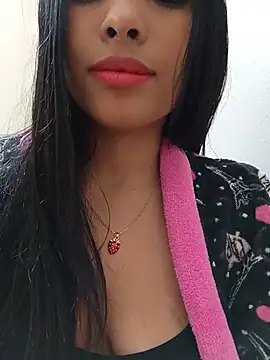 estrellaaa xxx online show from 07/03/26, 08:04
