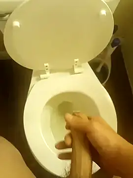 Snapshot of Rain13_Lil-if56 chatting on 09/22/25, 06:54 Rain13 Lil-if56 online show from 09/22/25, 06:54