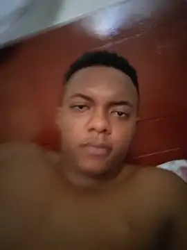 Snapshot of morado69 chatting on 07/08/26, 04:44 morado69 online show from 07/08/26, 04:44