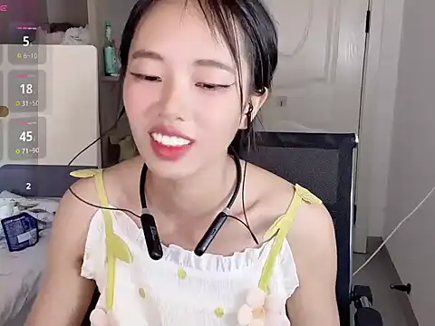 xiaolei-999 online show from 06/28/26, 03:45