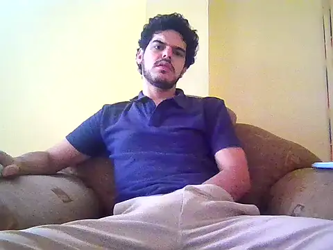 Snapshot of Hectorssuarez chatting on 07/13/26, 01:25 Hectorssuarez online show from 07/13/26, 01:25