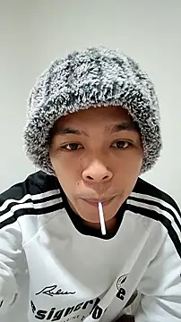 WinglessAngel21 online show from 07/08/26, 02:43