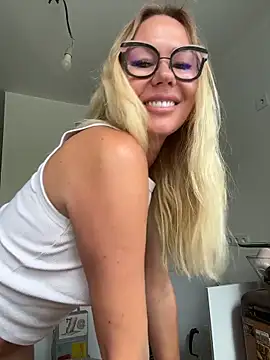 Snapshot of michele_nolimi chatting on 06/30/26, 08:26 michele nolimi online show from 06/30/26, 08:26