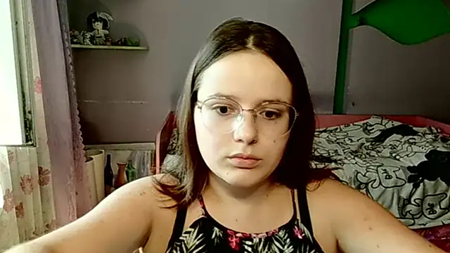 RoseLyyn online show from 07/01/26, 12:51