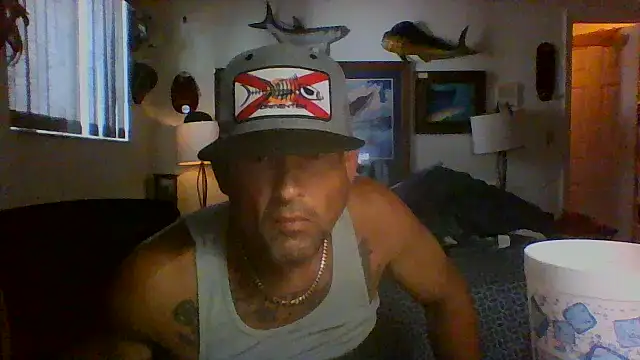 Snapshot of Reelg21 chatting on 07/16/26, 04:57 Reelg21 online show from 07/16/26, 04:57