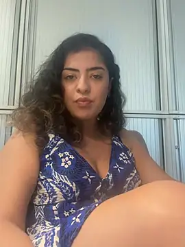Snapshot of Aylin_Sugar chatting on 07/03/26, 01:39 Aylin Sugar online show from 07/03/26, 01:39