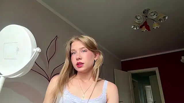 FelicaTunson online show from 07/07/26, 07:23