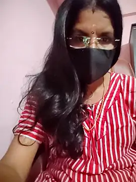 tamil peenqueen online show from 07/04/26, 05:52