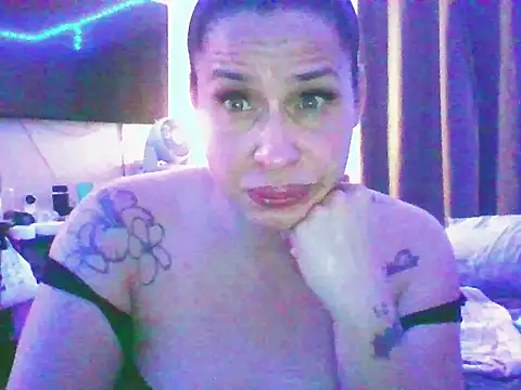 imisamoore69 online show from 11/30/25, 07:12