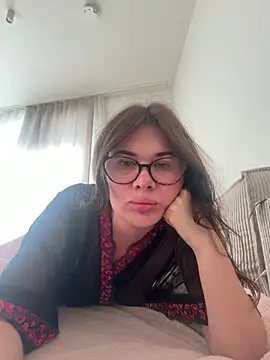 Snapshot of Sophie_Virginia chatting on 07/16/26, 04:35 Sophie Virginia online show from 07/16/26, 04:35