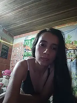 Paola Diamond online show from 07/05/26, 01:12