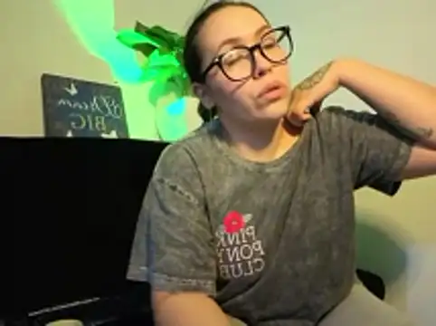 Charlotte Sinclair online show from 07/08/26, 04:17