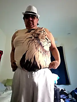 Snapshot of Show907 chatting on 12/16/25, 05:18 Show907 online show from 12/16/25, 05:18