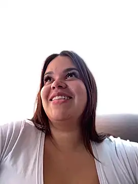 AliceStarshine online show from 02/15/25, 04:23