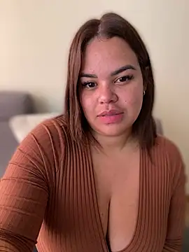 AliceStarshine online show from 02/26/25, 03:08