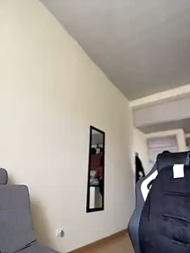 AliceStarshine online show from 10/02/25, 02:46