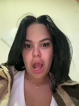 AliceStarshine online show from 10/05/25, 04:22