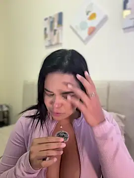 AliceStarshine online show from 01/07/26, 05:21