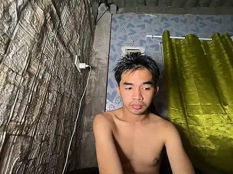 HotNextDoor online show from 07/10/26, 04:20