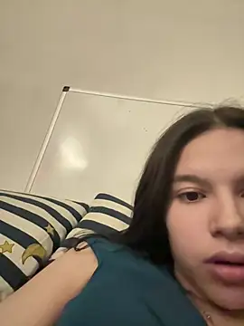 Snapshot of cristinaculona chatting on 07/14/26, 10:37 cristinaculona online show from 07/14/26, 10:37