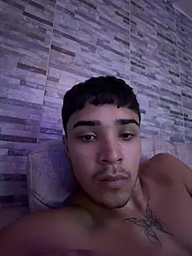 Snapshot of _Apolo_ chatting on 07/16/26, 07:14 Apolo online show from 07/16/26, 07:14