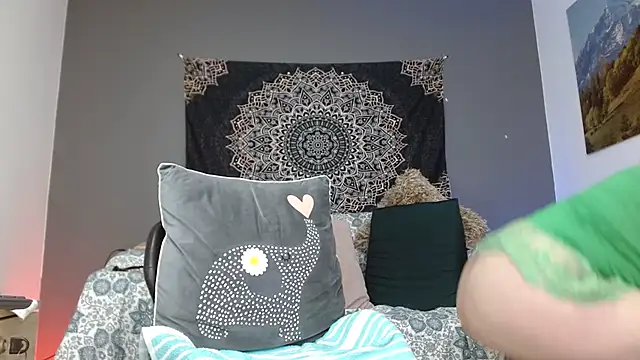 katiasupreme1 online show from 11/10/25, 11:37