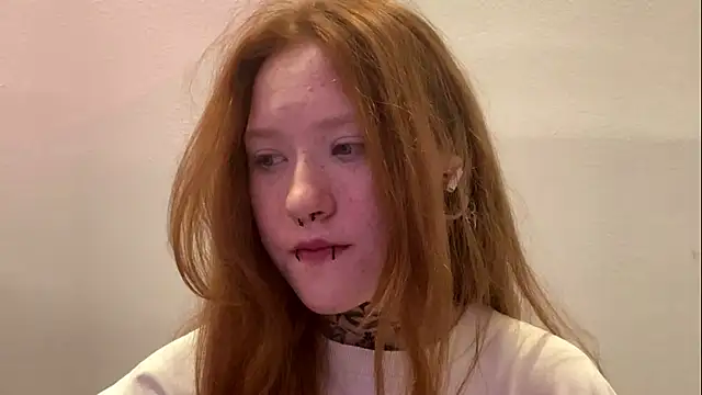 Snapshot of ThomasinaBrasser chatting on 07/15/26, 11:04 ThomasinaBrasser online show from 07/15/26, 11:04