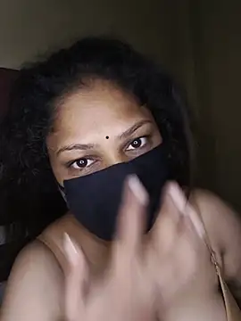 Snapshot of Priya_Jii chatting on 07/10/26, 01:43 Priya Jii online show from 07/10/26, 01:43