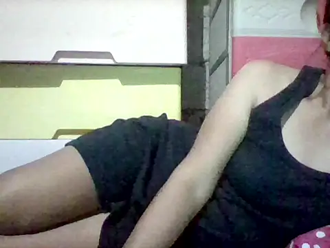 Snapshot of pinay4u69 chatting on 07/23/26, 05:55 pinay4u69 online show from 07/23/26, 05:55
