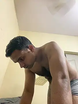 wellitsme07 online show from 07/14/26, 02:34