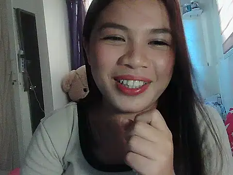 Snapshot of Violet_2026 chatting on 07/17/26, 06:53 Violet 2026 online show from 07/17/26, 06:53