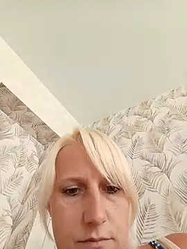 Amina-lov online show from 07/11/26, 12:19