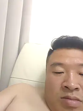xiaowu2323 online show from 07/09/26, 06:12