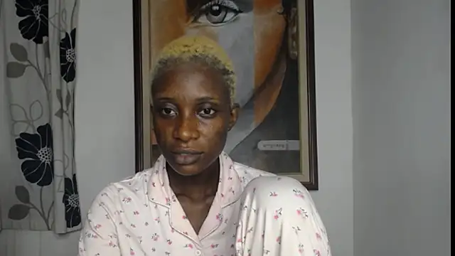 Snapshot of Ebonyslim_girl chatting on 07/10/26, 10:34 Ebonyslim girl online show from 07/10/26, 10:34