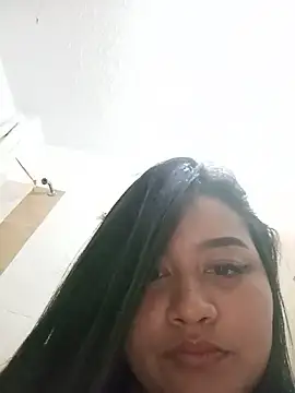 Snapshot of mariam_lima chatting on 07/11/26, 07:44 mariam lima online show from 07/11/26, 07:44