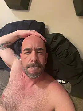 Snapshot of Vito2756 chatting on 07/14/26, 07:35 Vito2756 online show from 07/14/26, 07:35