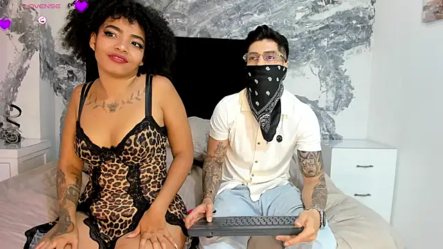 ErickAndSasha online show from 07/12/26, 05:04