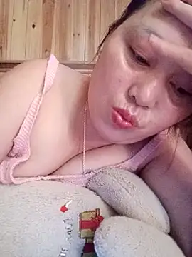 Snapshot of Abii-ni chatting on 07/22/26, 12:57 Abii-ni online show from 07/22/26, 12:57