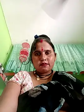 Hott meena online show from 07/14/26, 03:44