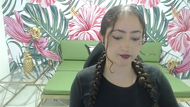 Snapshot of Rebeca_dreams chatting on 07/16/26, 08:26 Rebeca dreams online show from 07/16/26, 08:26