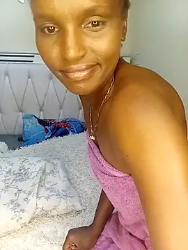 Snapshot of Sassy_Lips chatting on 07/18/26, 06:50 Sassy Lips online show from 07/18/26, 06:50