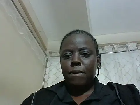 Snapshot of Tess_mbilia chatting on 07/15/26, 09:09 Tess mbilia online show from 07/15/26, 09:09