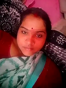HotRavita389 online show from 08/01/26, 12:37