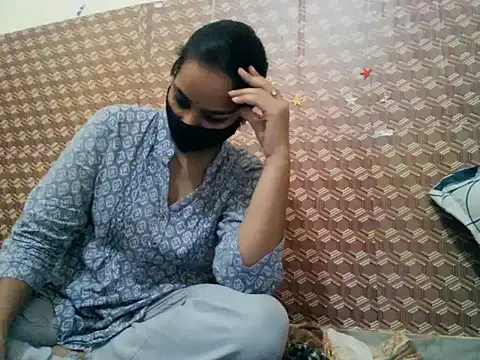 Nisha As online show from 07/17/26, 08:21