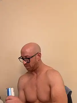 Snapshot of brotein369 chatting on 02/04/26, 07:58 brotein369 online show from 02/04/26, 07:58