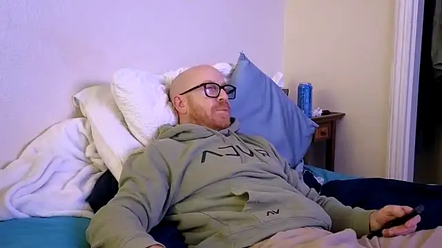 Snapshot of brotein369 chatting on 02/13/26, 11:01 brotein369 online show from 02/13/26, 11:01